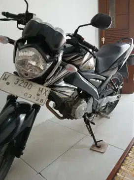 Motor dijual vixion 2013