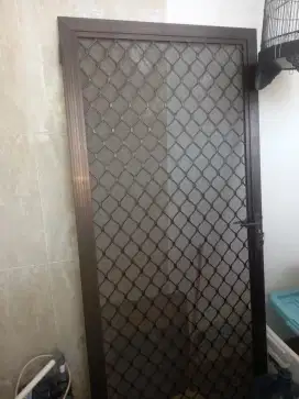 Pintu kawat nyamuk