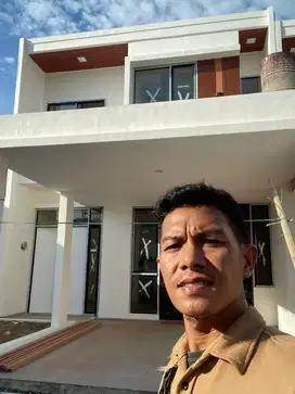 Dijual rumah siap huni di jl. cendrawasih makasdar dekat tanjung bunga