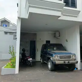 di jual rumah baru 3 lantai di cluster cipinang muara