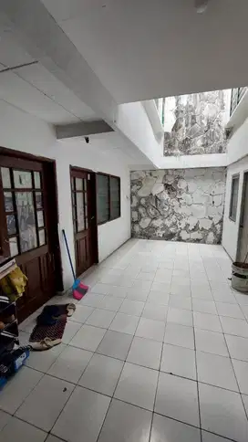 Dijual Rumah KOST masih AKTIF, Grogol Jakbar