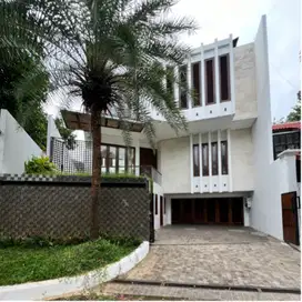 Dijual Rumah Mewah 3 Lantai High spek di Pondok Indah