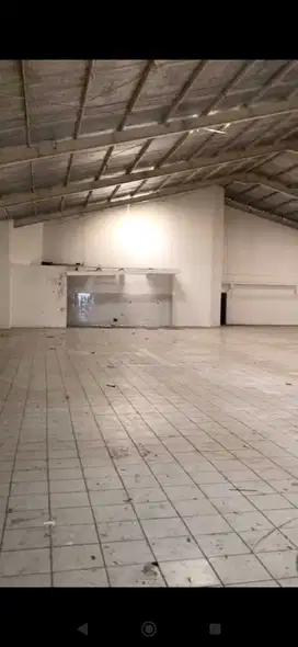 Dijual / Disewakan gedung hoek di Cilacap Jawa Tengah