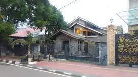 Rumah Di Tebet Utara Raya Cocok Dijadikan Resto Dan Kulineran 5 Menit