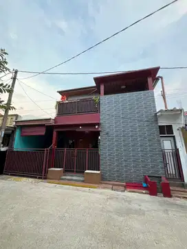 Dijual Cepat Rumah 2 Lantai Siap Huni SHM Kompek TWP TNI AL Ciangsana