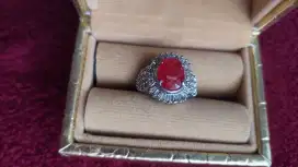 Batu Ruby Oval untuk Cincin atau Liontin