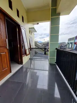 DIJUAL CEPAT BU RUMAH HOOK 2 LANTAI SIAP HUNI SEBELAH UNTIDAR MAGELANG