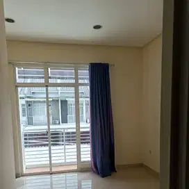 Dijual Rumah Di Green Lake City Cluster Amerika