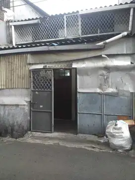 JUAL CEPAT!! Rumah Standart Jalan 1 Mobil di Pademangan, Bisa Nego
