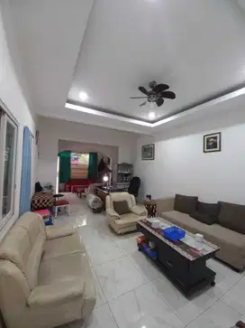 DIJUAL RUMAH SUDAH RENOVASI 2 LANTAI WILAYAH LIPPO CIKARANG