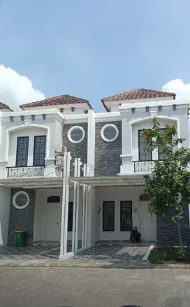 DI SEWAKAN RUMAH CLUSTER SPORTCITY JABABEKA