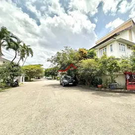 Dijual Rumah menarik di perumahan lebak bulus mrt jakarta selatan