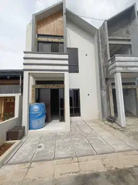 DiJual Murah Rumah 2 Lantai Di Lokasi Strategis Belakang GDC Depok