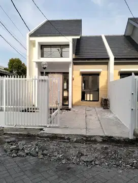 rumah baru 1lt tanah luas 700jt an Surabaya
