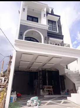 Rumah Baru 3 Lantai dalam Townhouse di M kahfi 2 Jagakarsa Jakarta