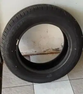 Ban Dunlop 175/65R14 BEKAS, ada sobek