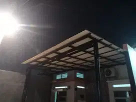 Kanopi baja ringan