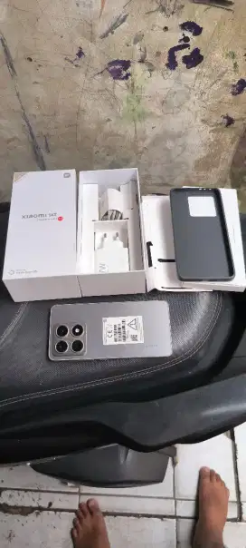 XIAOMI 14T 12/512 FULLSET MULUS LIKE NEW