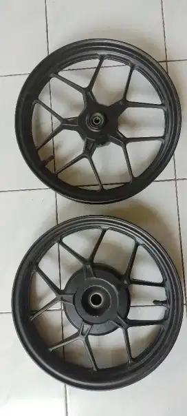 Pelek Vario  Honda 125