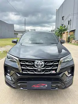Toyota Fortuner GR sport diesel matic 2022 murah