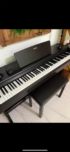 Piano yamaha ydp 144r