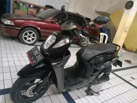 Honda Genio 2022 Ban Donat ( Mulus, Pajak Panjang sd Apr 26 )
