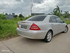 Mercedes-Benz C240 2001 Bensin