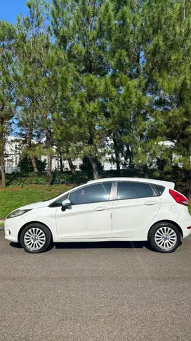 Ford Fiesta 2011 Matic 1.4 Trend