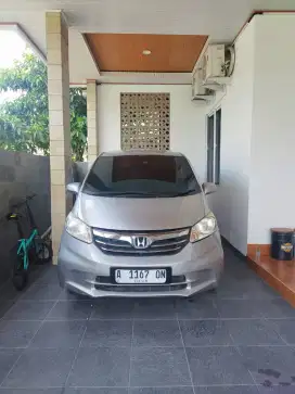 Honda Freed 2012 sangat terawat
