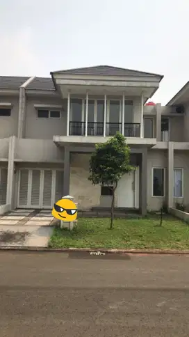 CUMA ADA 1 UNIT !! Jual rumah Suvarna Sutera Cluster Mahoni area golf