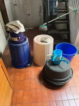 Ember dan Gayung ambil sendiri