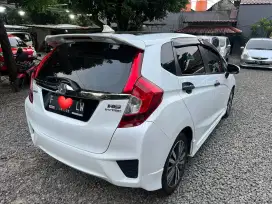HONDA JAZZ RS AT 2015 TGN 1 DARI BARU