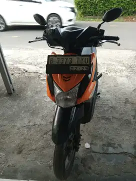 Honda beat f1 th2014 body mesin orsinil mulus mesin halus