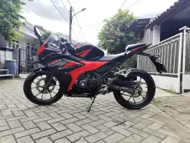 HONDA CBR 150R 2019 KM 4 RB AN PAJAK ON