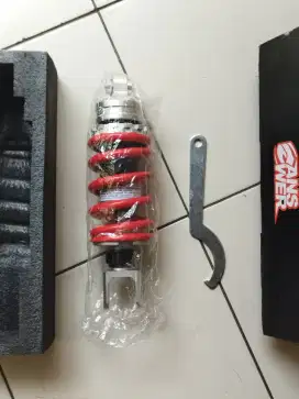 Sokbreker belakang yamaha vixion