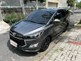 KM 20 Rb | INNOVA VENTURER DIESEL MATIC 2018 SIMPANAN