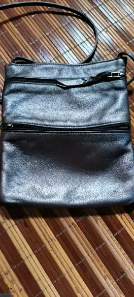 tas hp 3 ruang muat hp 2 dan dompet lipat bekas  kulit asli