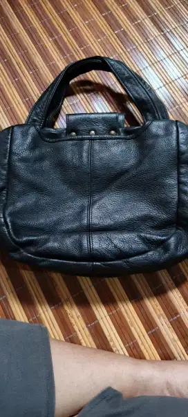 tas kulas warna hitam 3 ruang