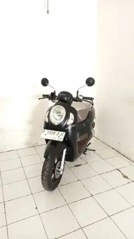 Honda scoopy prestige