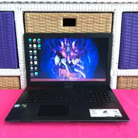 Laptop Asus Baby ROG X550V Bahan Glossy, Warna Hitam Aksen Merah
‎