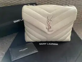 Tas Cewe branded YSL ORIGINAL.white .Keren.