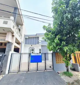 DIJUAL RUMAH CANTIK LT 90 LOKASI SANGAT STRATEGIS BISA CASH/KPR