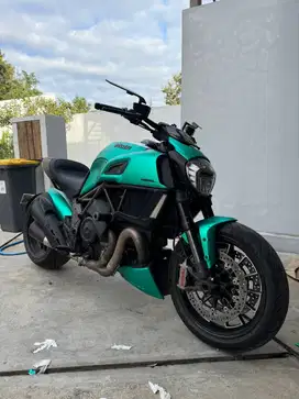 Ducati Diavel 2015 Low KM