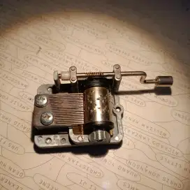 Music box Kikkerland Somewhere Over The Rainbow