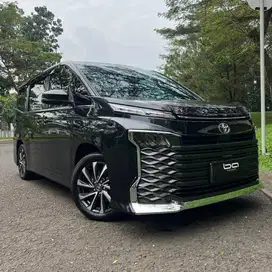 Toyota Voxy 2.0 AT TSS 2022