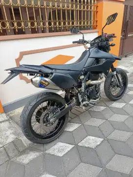 UD ENY MOTOR - Kawasaki D-Tracker 250 SE thn 2016