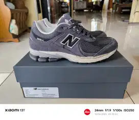 Sepatu New Balance 2002R Warna Navy/Grey 42,5 Bekas Original Store NB