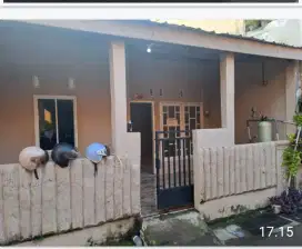 Dikontrakan 1 unit rumah daerah Ciputat strategis dan Nyaman