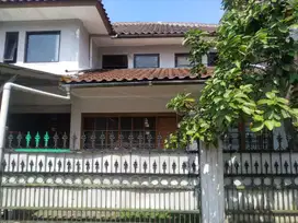 Rumah Dijual Turangga Martanegara Bandung dekat TSM