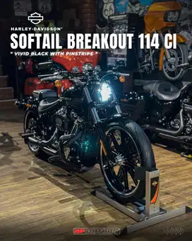 H-D Softail Breakout M8 114 Ci Full Paper ATPM Istimewa acc ++ mulus